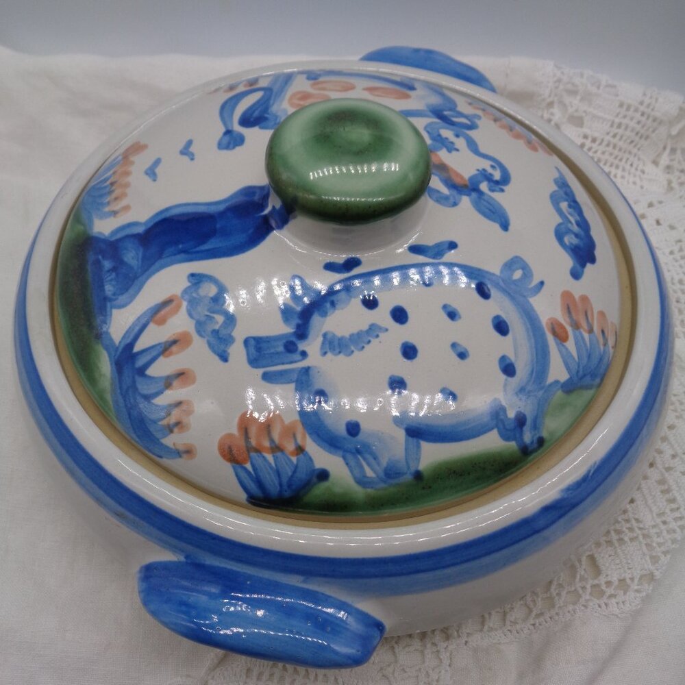 MA Hadley Covered Casserole Serving Dish Cow & Pig - Picture 2 of 4